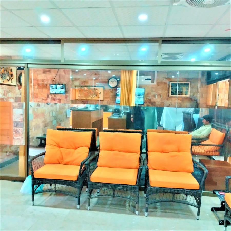 Hotel Vista Inn Dha Rawalpindi Exterior photo