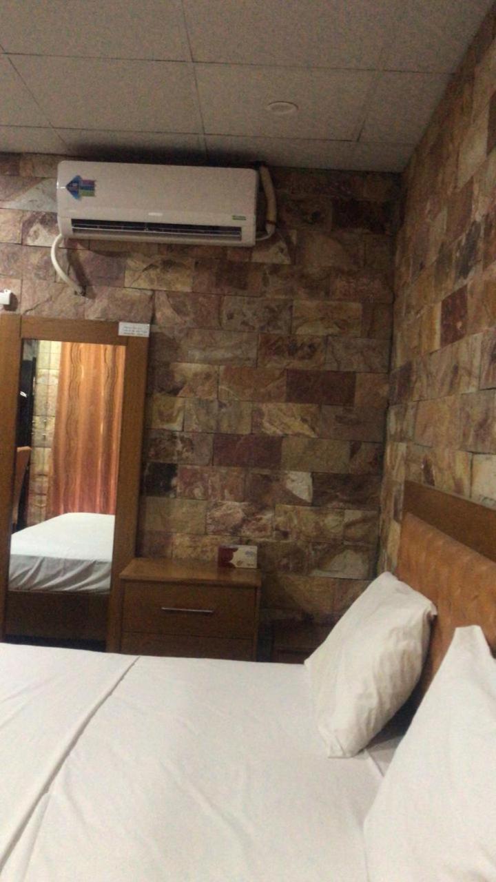 Hotel Vista Inn Dha Rawalpindi Exterior photo