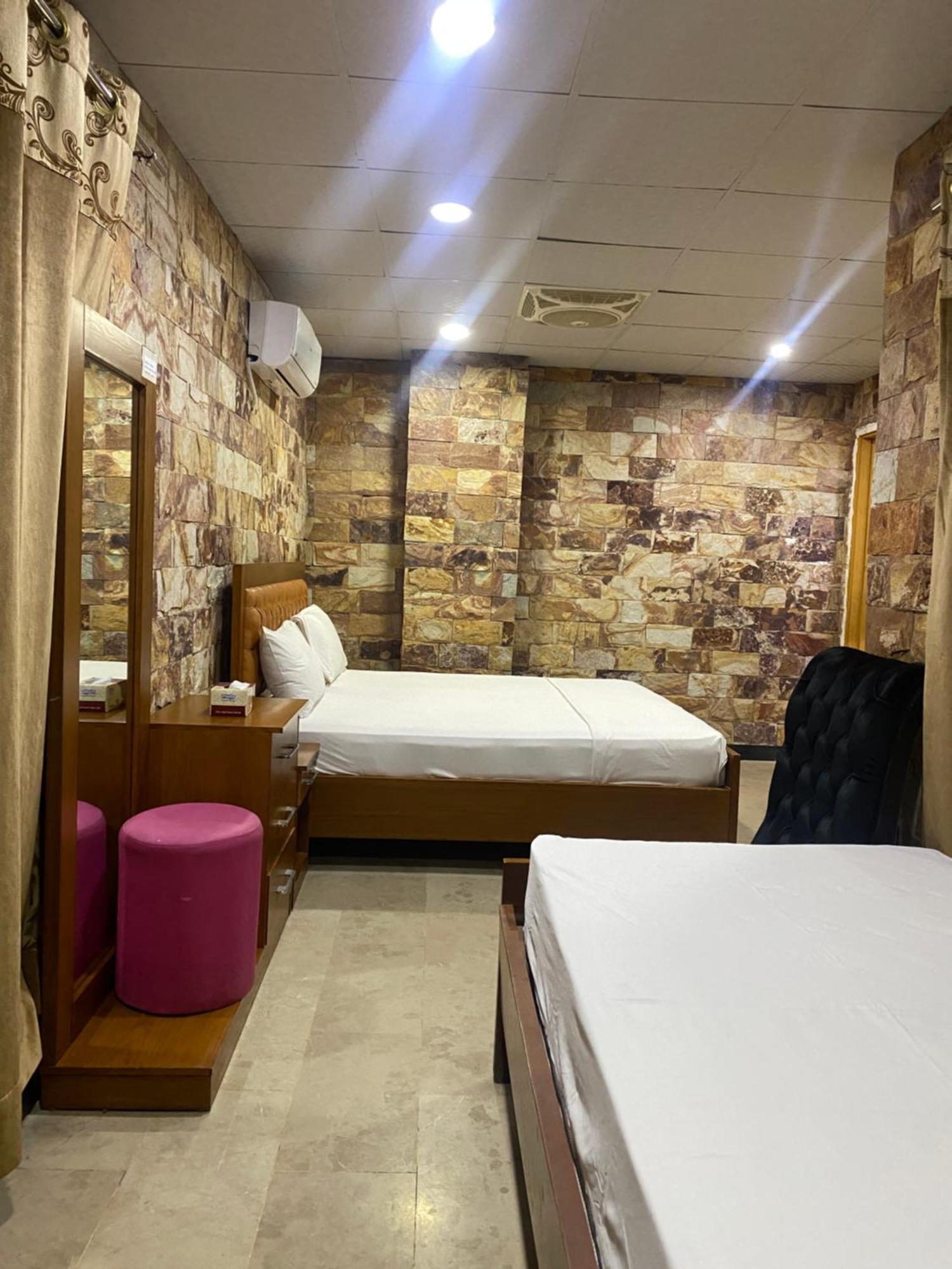 Hotel Vista Inn Dha Rawalpindi Exterior photo